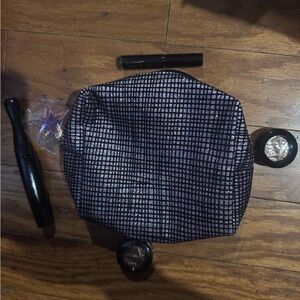 MAC Cosmetics Eyeshadow Set with Black and White Packaging